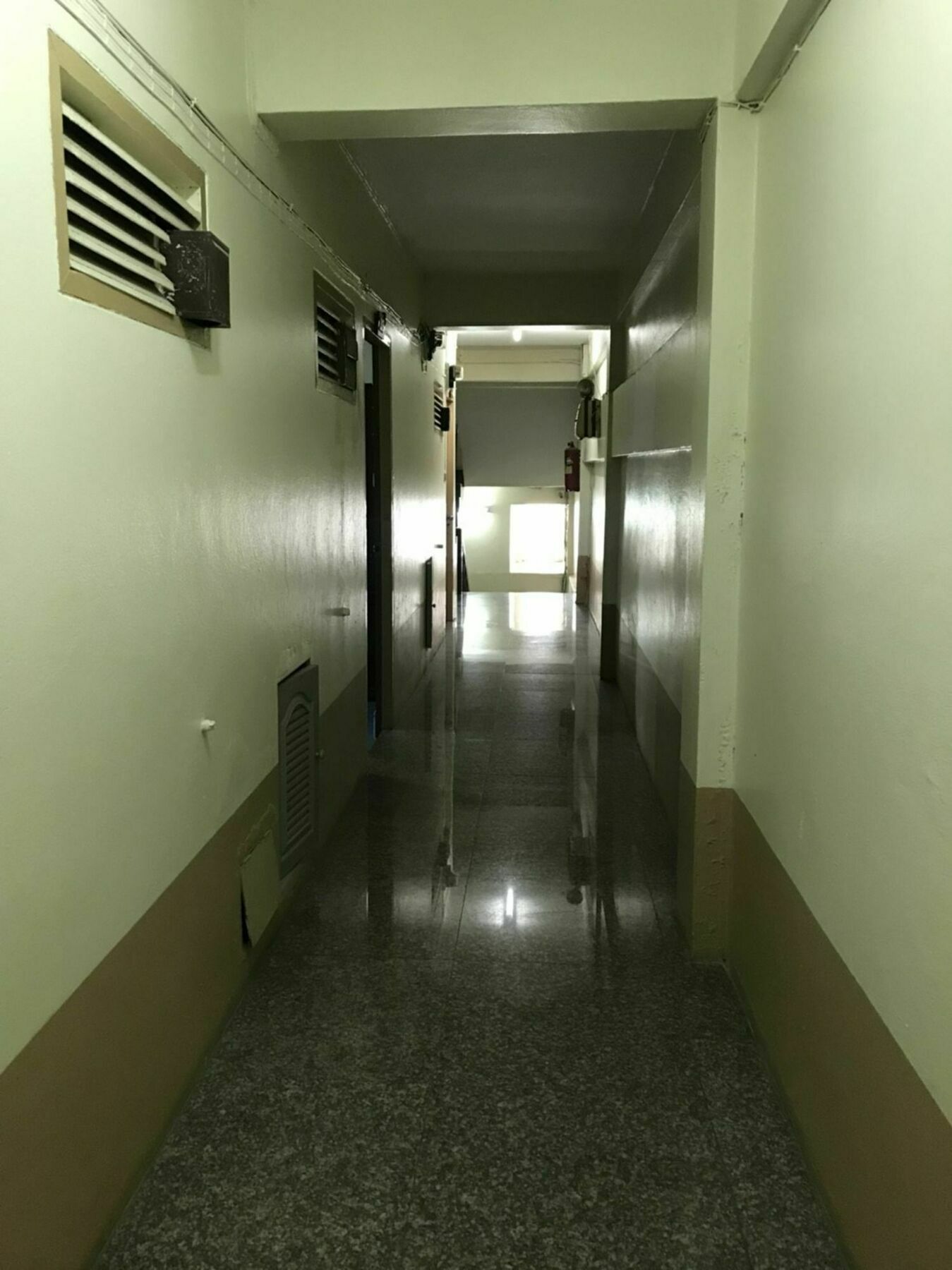 Oyo 75494 President Apartment Pattaja Kültér fotó